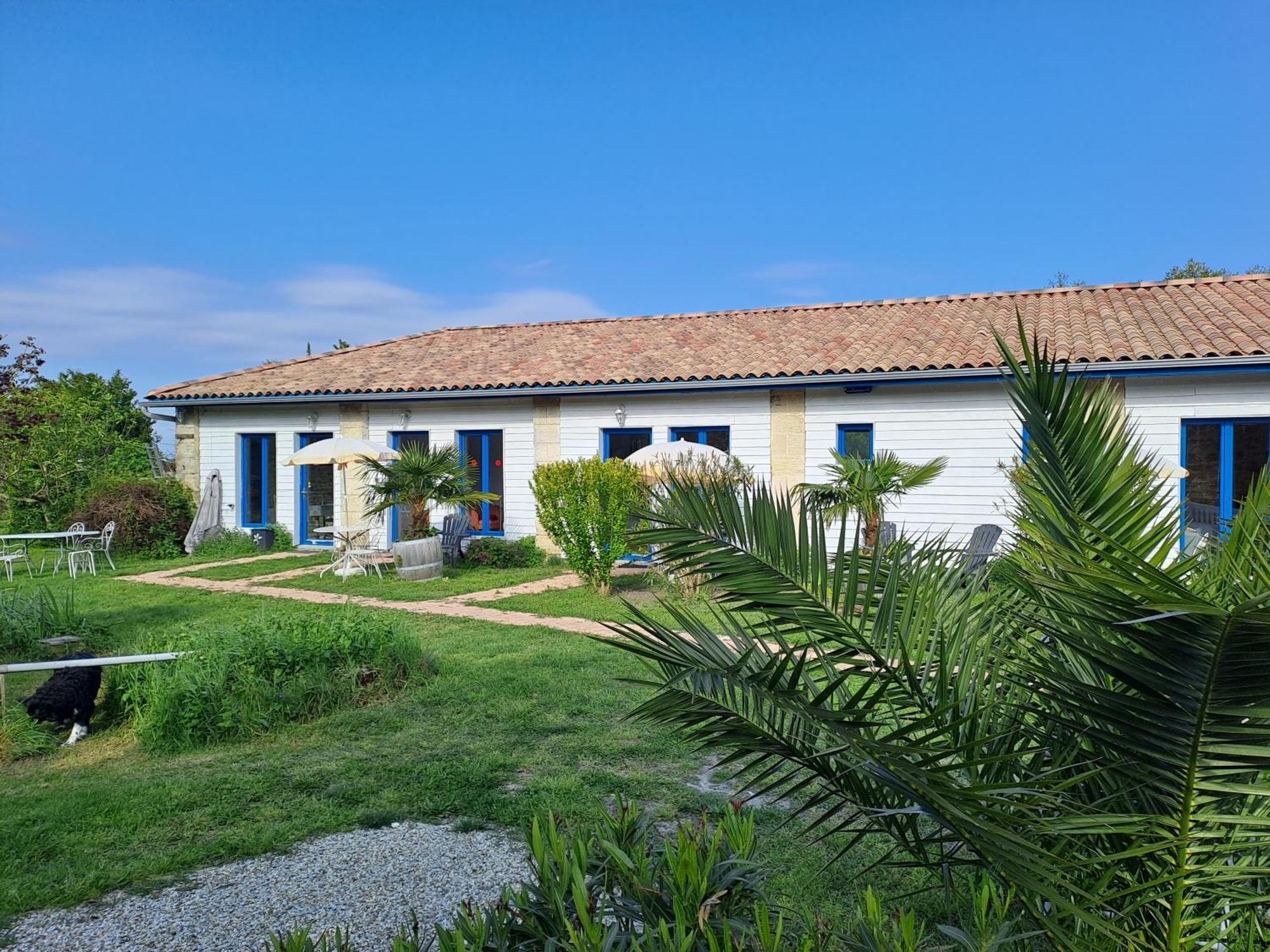 Saint-Seurin-de-Cadourne La Cadournaise Bed & Breakfast エクステリア 写真