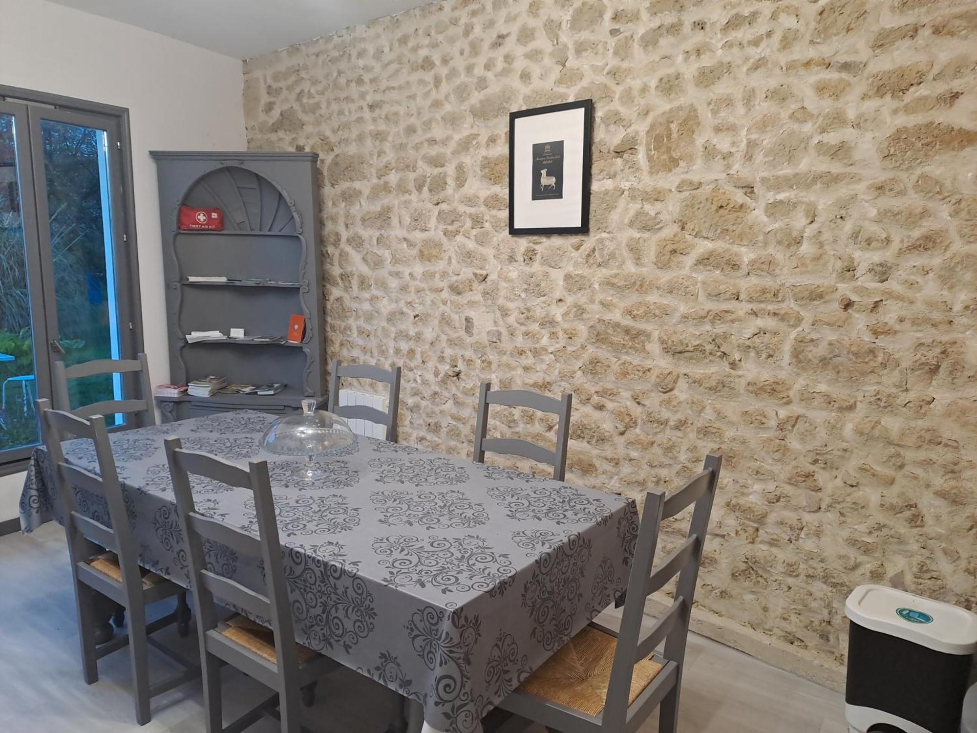 Saint-Seurin-de-Cadourne La Cadournaise Bed & Breakfast エクステリア 写真