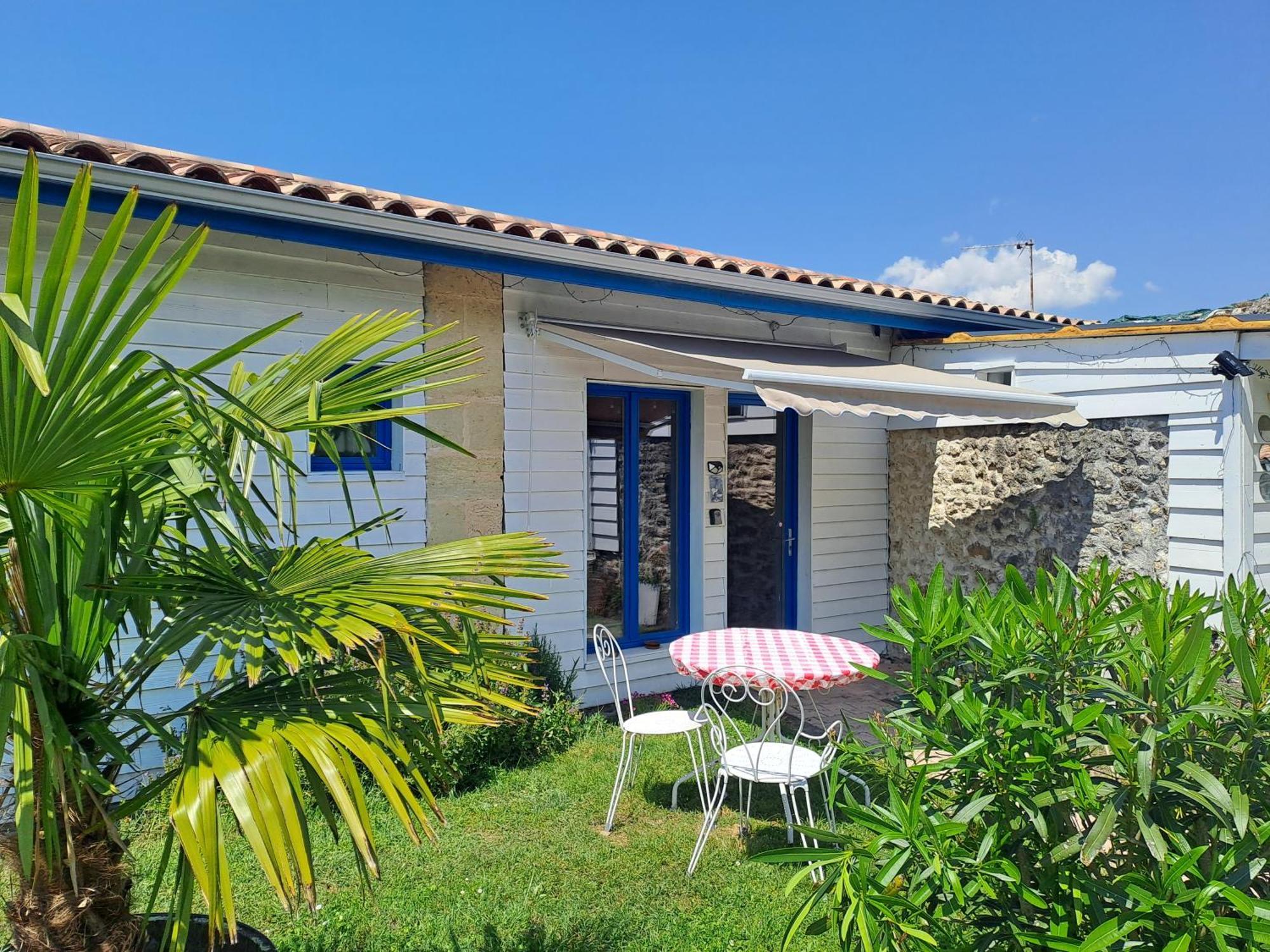 Saint-Seurin-de-Cadourne La Cadournaise Bed & Breakfast エクステリア 写真