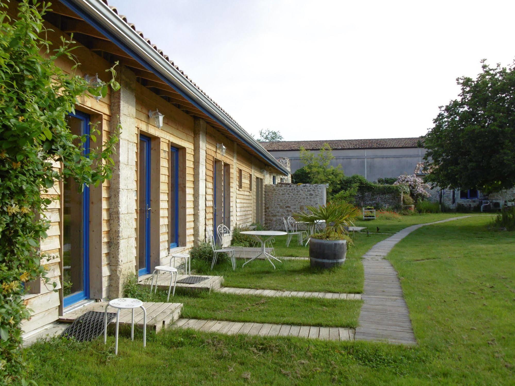Saint-Seurin-de-Cadourne La Cadournaise Bed & Breakfast エクステリア 写真