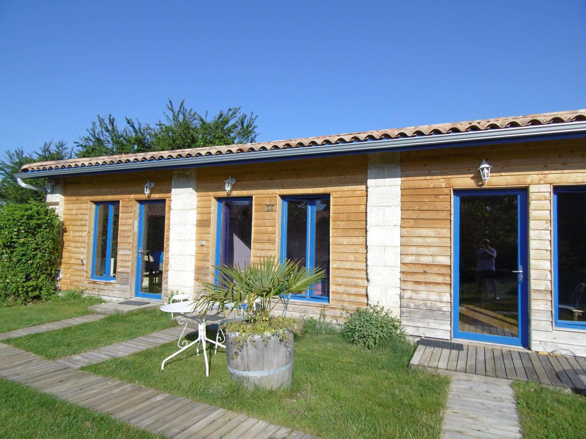 Saint-Seurin-de-Cadourne La Cadournaise Bed & Breakfast エクステリア 写真